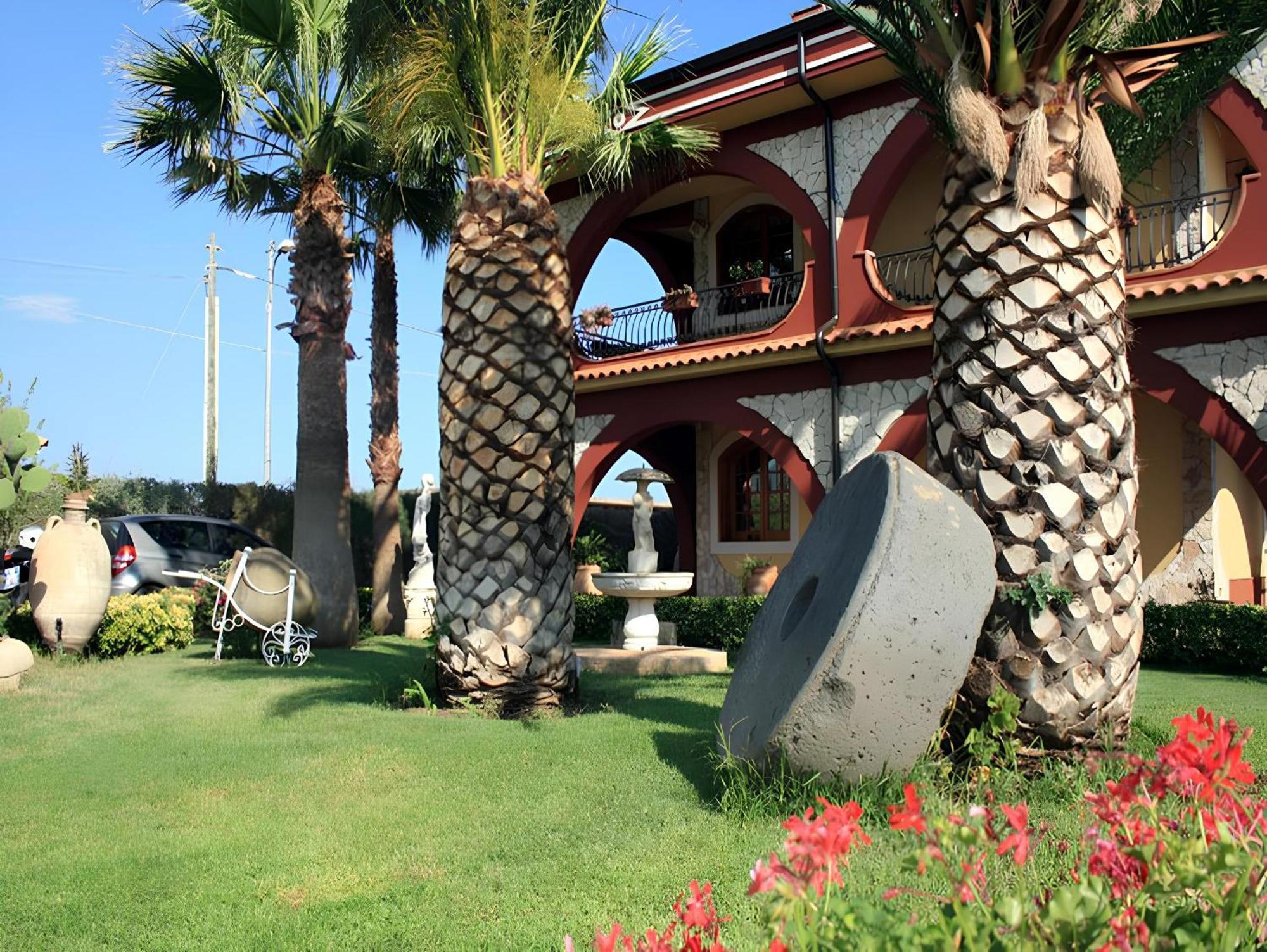 אבולה Villa Del Papiro Charme Apartments מראה חיצוני תמונה