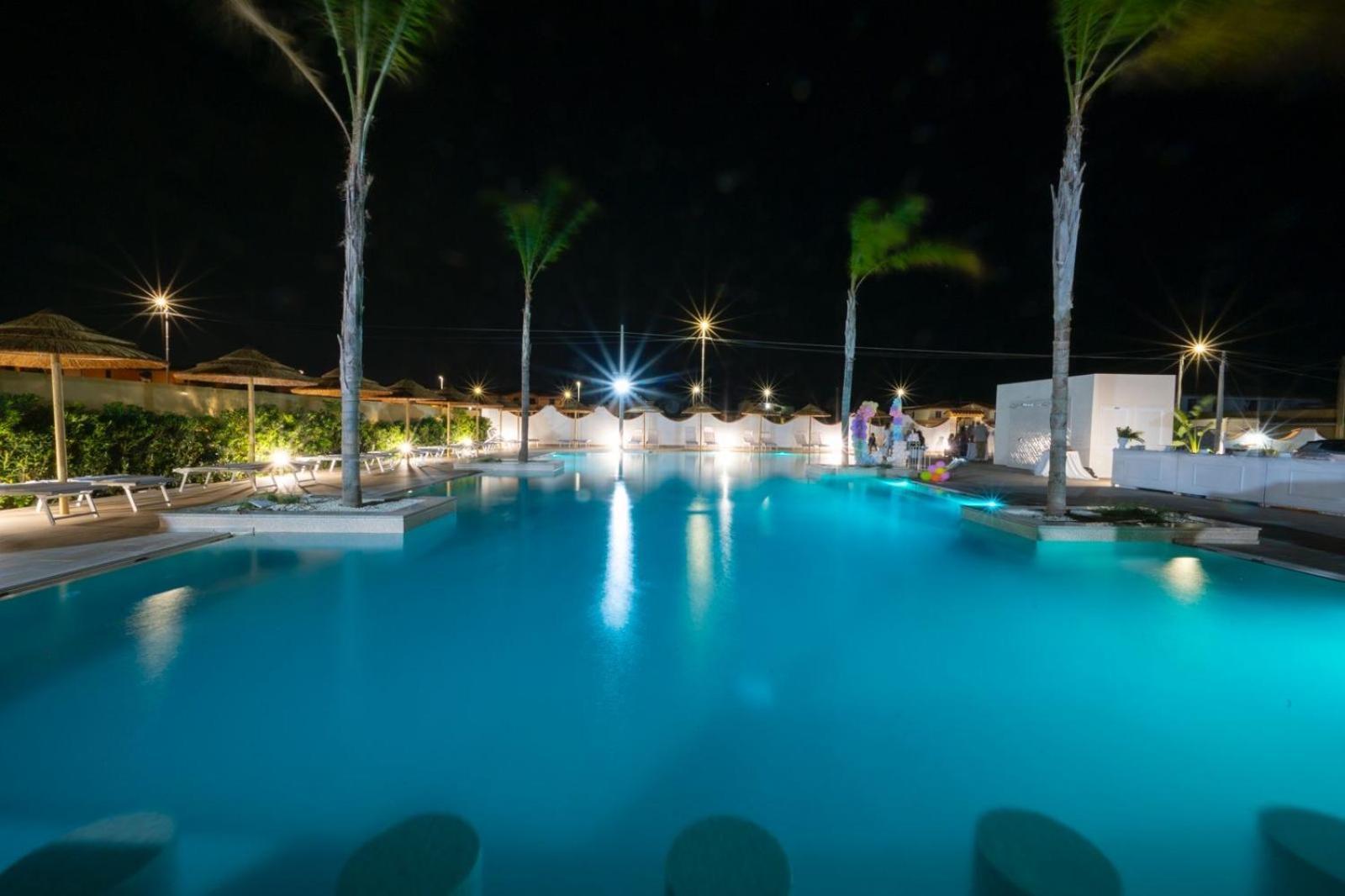 אבולה Villa Del Papiro Charme Apartments מראה חיצוני תמונה